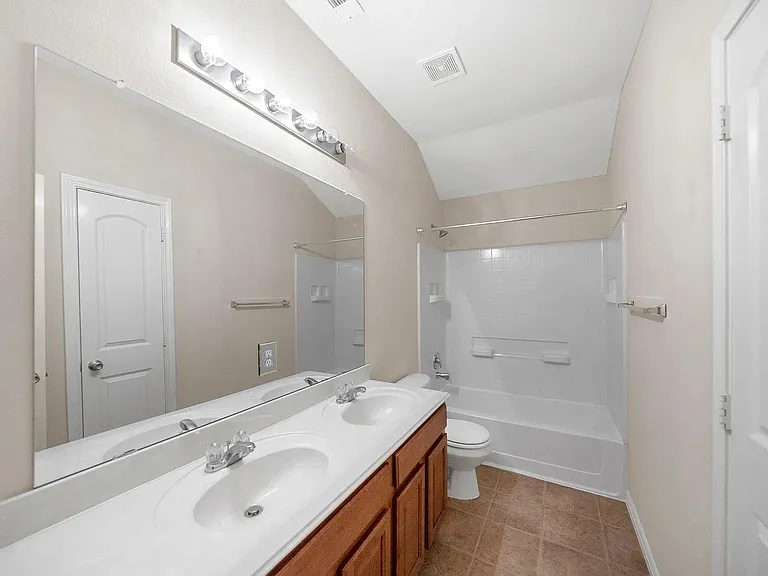 2861 Laurel Oak Dr — Photo 11