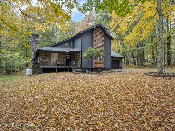 197 Tall Oak Dr, Pocono Lake, PA 18347