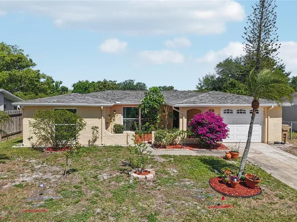 1714 Springdale Dr, Holiday, FL 34691