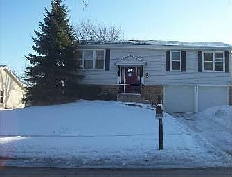1st image of 150 Greenway Dr