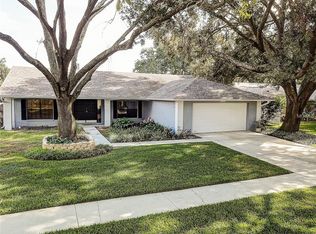 3405 Valley Ranch Dr, Lutz, FL 33548