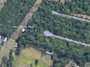 2085 Country Pl, Hickory, NC 28601