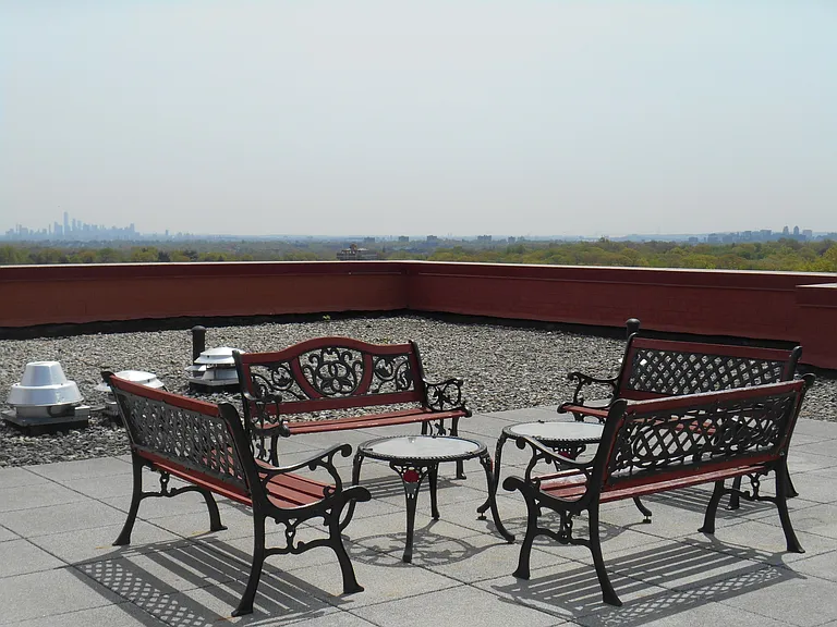The Roof Deck where the neighbors meet!