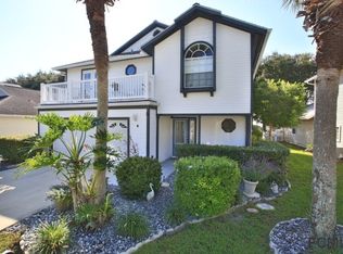 8 Bristol Ln, Palm Coast, FL 32137