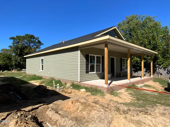 106 S Orange St, Coats, NC 27521