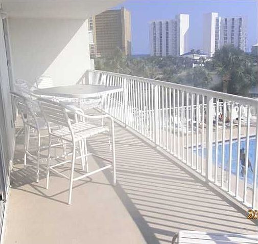 balcony