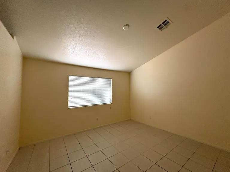 688 Pansy Pl — Photo 20
