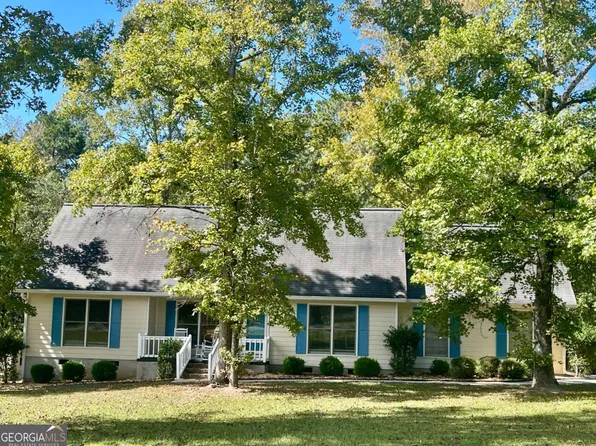 104 N Cambridge Dr NE, Milledgeville, GA 31061