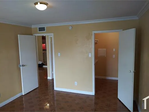 2 bed, 1000 sqft, $1,100 — Photo 4
