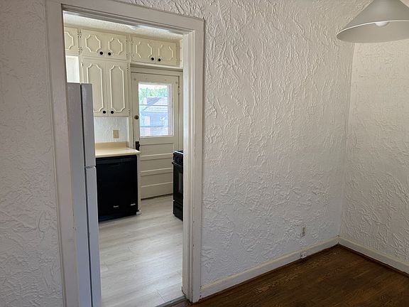 2nd image of 1222 Mesita Dr