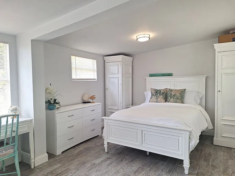 117 Wallace Rd #4 — Photo 3