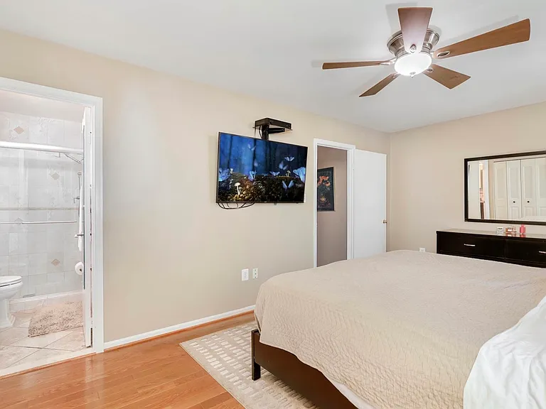 9765 High Water Ct — Photo 27