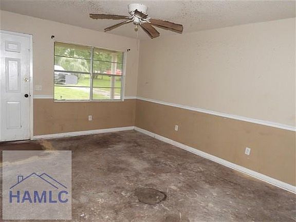 3rd image of 218 Thiess Branch Dr