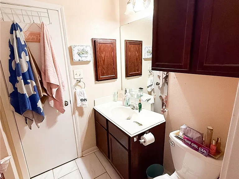 515 Camp Ct — Photo 8