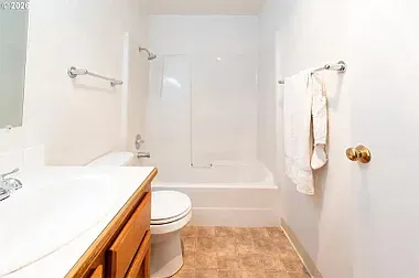 8720 SW Tualatin Rd #206 — Photo 8