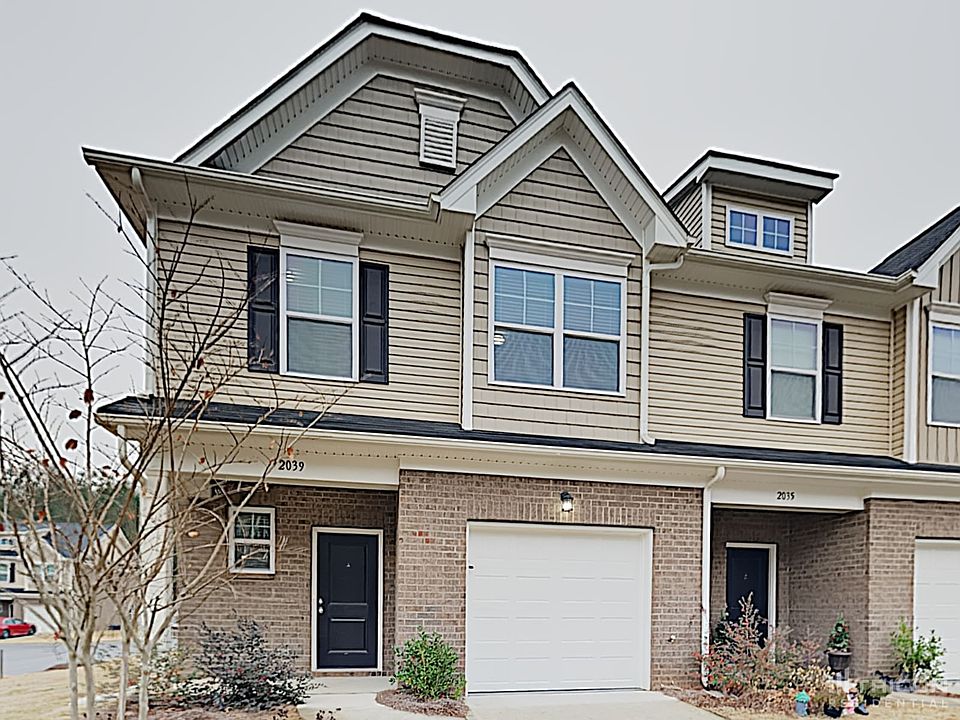1st image of 2039 Aragon Ln