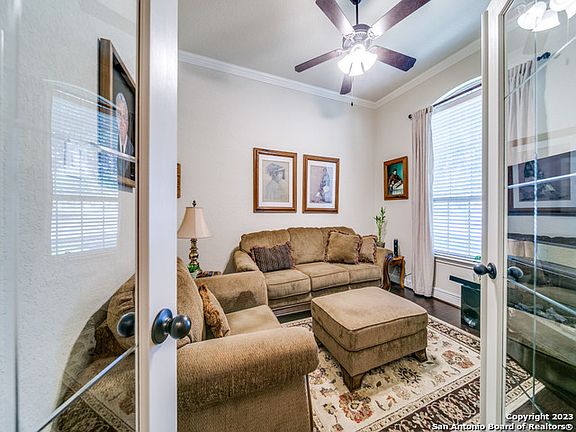 5th image of 3810 Mira Mesa
