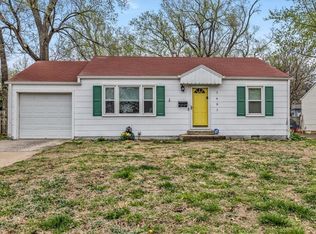 7601 Conser St, Overland Park, KS 66204