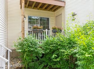 227 Potomac Dr, Basking Ridge, NJ 07920