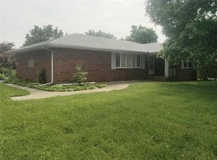 724 Berkshire Blvd, East Alton, IL 62024