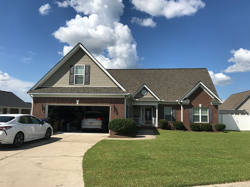 1st image of 313 Daisy Ln