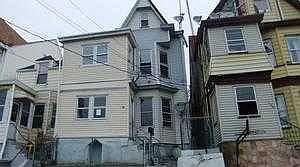 Front view of property