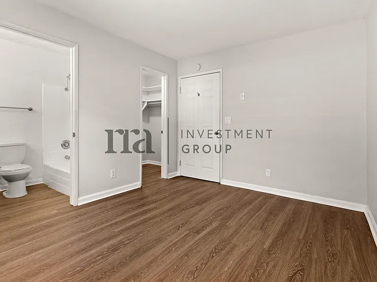 2405 Adams Ave #7 — Photo 13