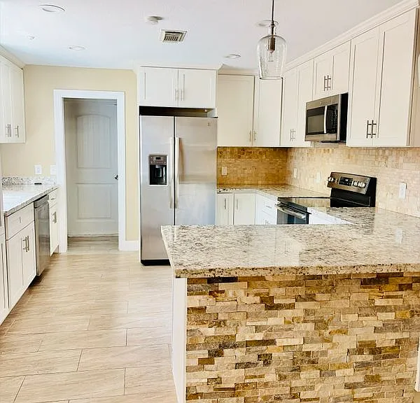 15193 Kimberley Ct — Photo 2