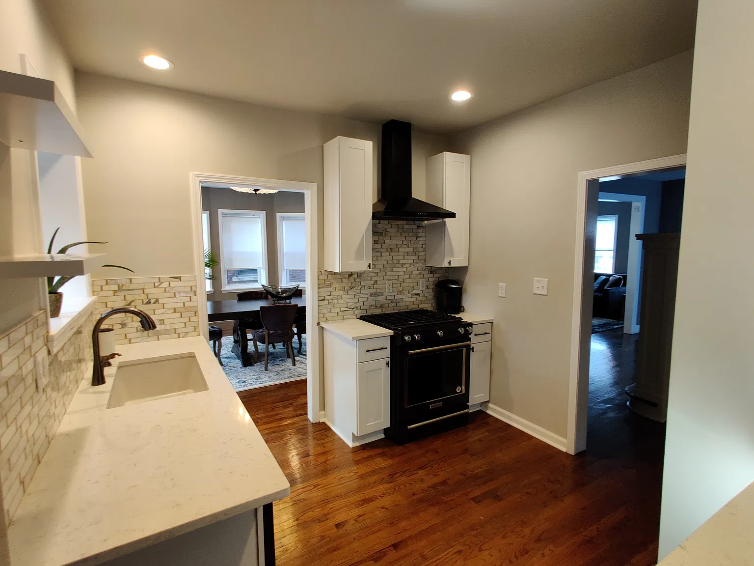 4 bed, 3.5 bath, 3500 sqft, $4,200 — Photo 4
