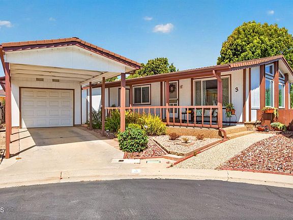 2nd image of 3 Poinsettia Gardens Dr #3