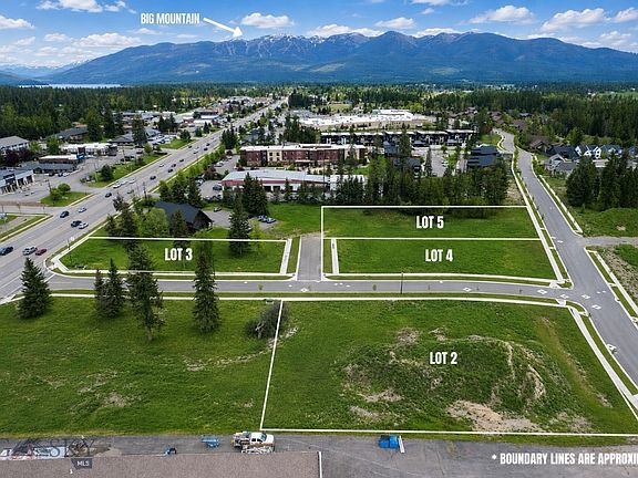 3rd image of 309 Geyser Rd Lot 4