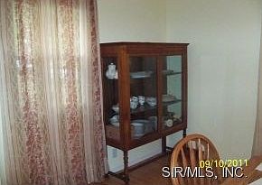 3rd image of 3208 Wayne Ave