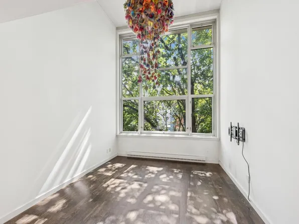 1000 Union St APT 402, Seattle, WA 98101