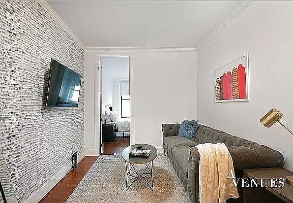 4th image of 149 16th St #1A