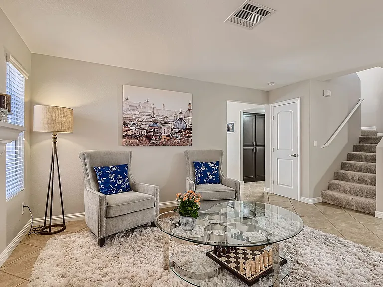 1517 Calle Montery St — Photo 5