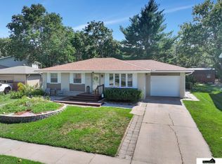 4321 Antelope Creek Rd, Lincoln, NE 68506