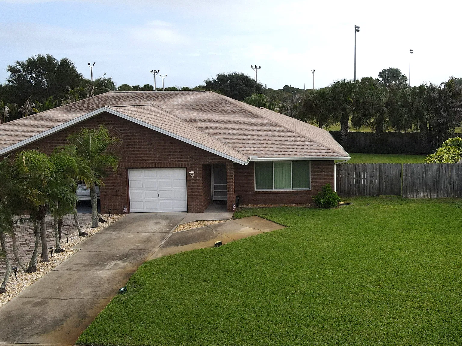 3 bed, 1540 sqft, $2,400 — Photo 1