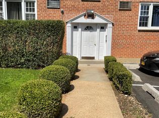 11 Fairbanks Ave #1, Staten Island, NY 10306