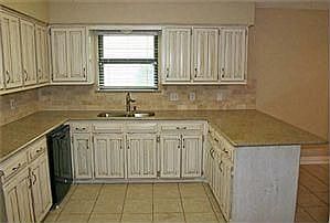 5th image of 2509 Mesquite St