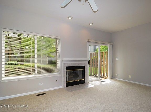 3rd image of 1014 Parkhill Cir #0