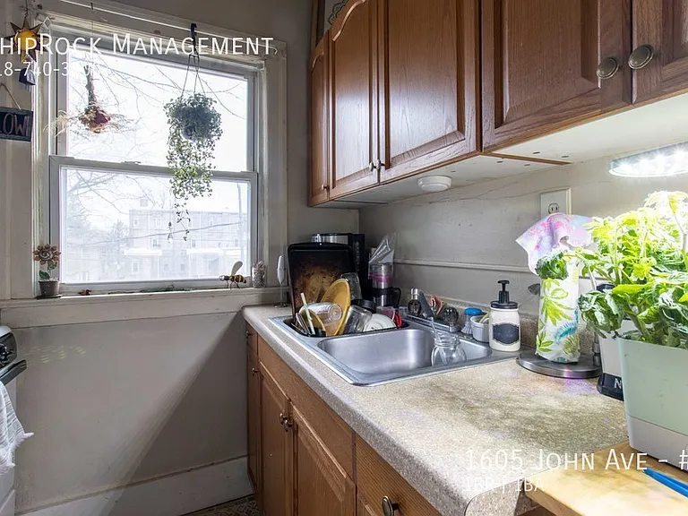 1605 John Ave #3 — Photo 7