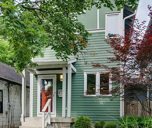 5th image of 1023B 2nd Ave S