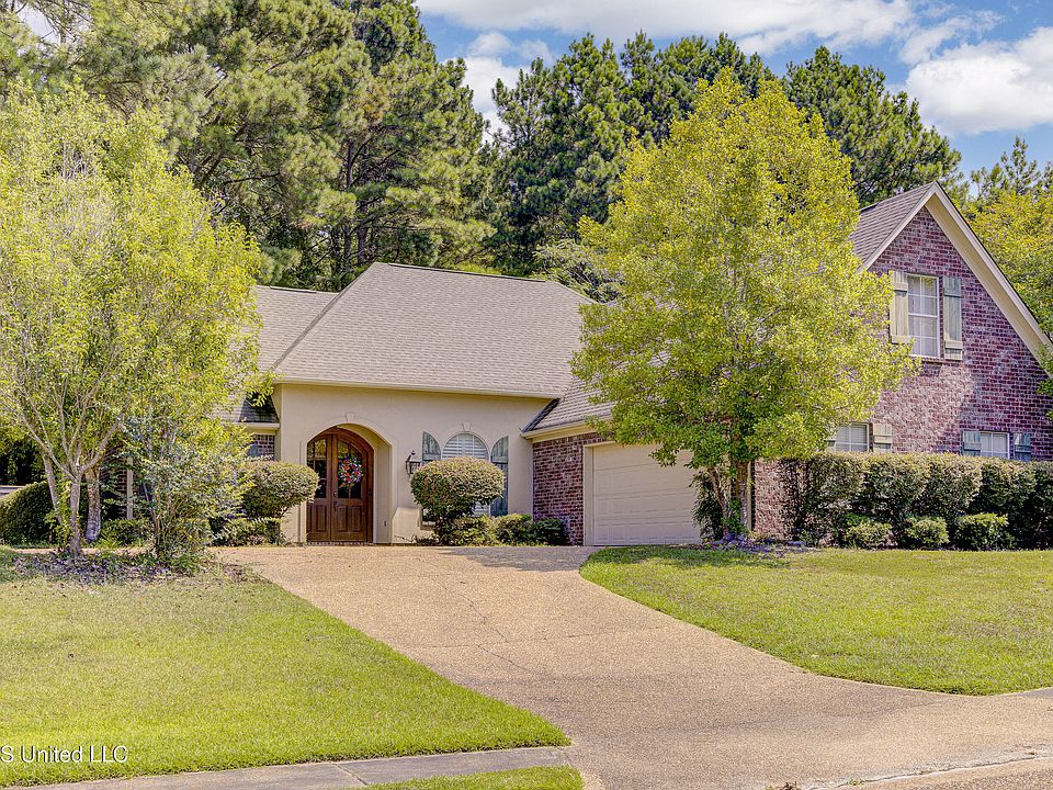 1st image of 137 Baileys Ridge Cir