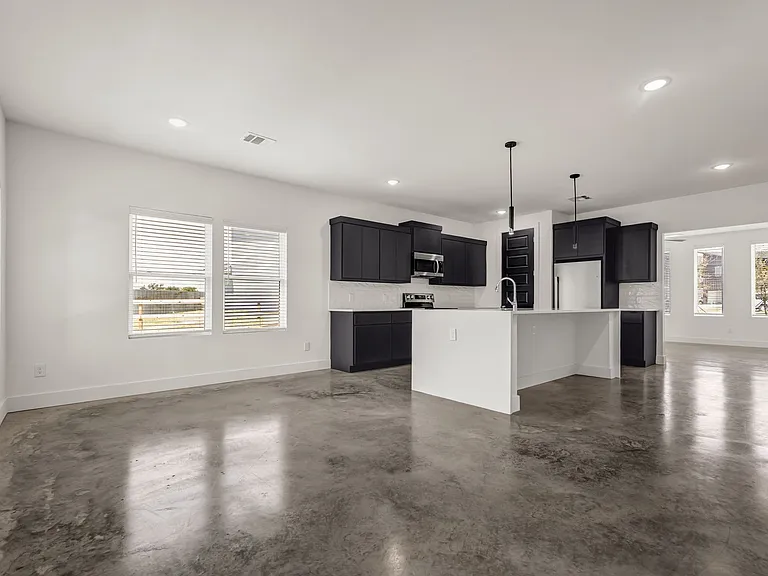 3003 Alpha Wolf Ct — Photo 12
