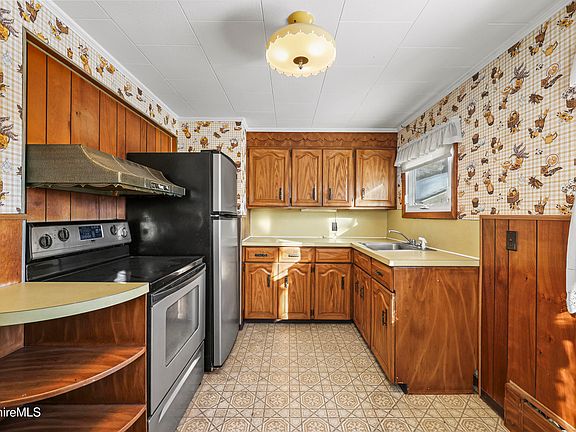 5th image of 34 Anthony St