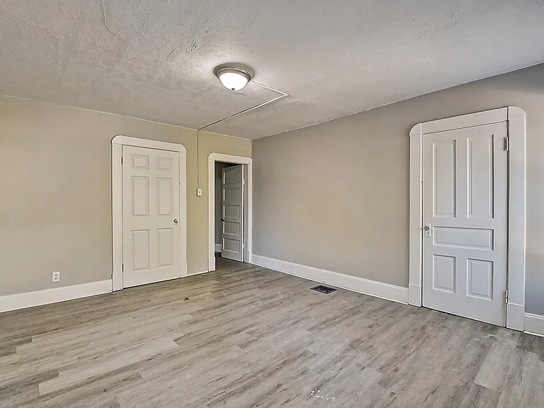 1309 Wright St — Photo 17