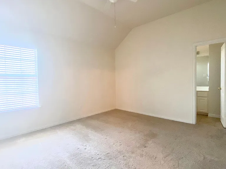 9416 Patagonia Ln — Photo 17
