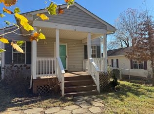 504 9th St SW, Charlottesville, VA 22903