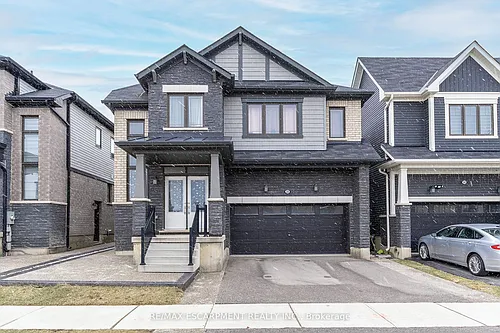 22 Whithorn Cres #LOWER Photo 1
