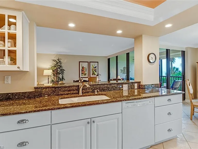 10475 Gulf Shore Dr #114 — Photo 20